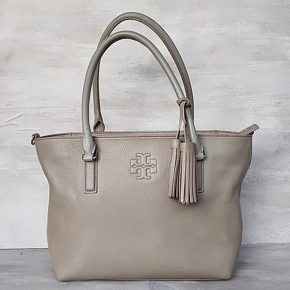 Tory Burch Thea Convertible Tote Bag in French Gray Pebbled Leather